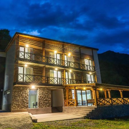 Hotel Latveli Mestia Exterior foto